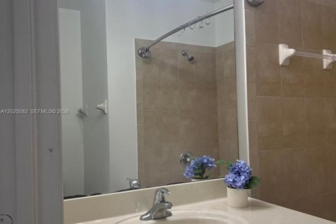 Touwnhouse à louer à Doral, Floride: 3 chambres, 116.69 m2 № 2077726 - photo 26