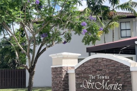 Touwnhouse à Doral, Floride 3 chambres, 116.69 m2 № 2077726