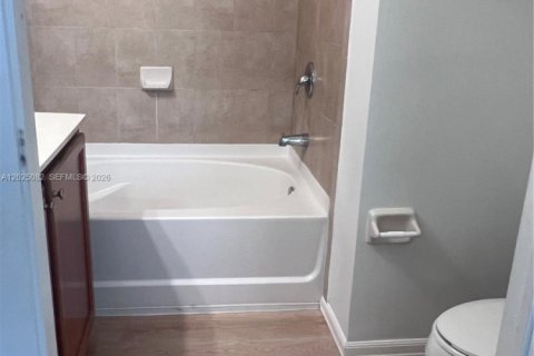 Touwnhouse à louer à Doral, Floride: 3 chambres, 116.69 m2 № 2077726 - photo 22