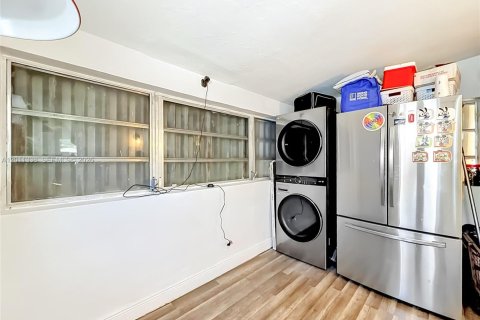 Villa ou maison à vendre à Pompano Beach, Floride: 2 chambres, 78.87 m2 № 2181604 - photo 30