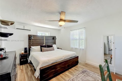 Villa ou maison à vendre à Pompano Beach, Floride: 2 chambres, 78.87 m2 № 2181604 - photo 21