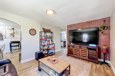 Villa ou maison à vendre à Pompano Beach, Floride: 2 chambres, 78.87 m2 № 2181604 - photo 3