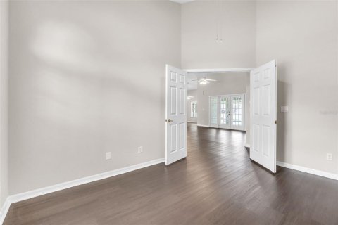 House in Clermont, Florida 4 bedrooms, 173.45 sq.m. № 1791827 - photo 22