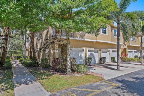 Condominio en alquiler en Tequesta, Florida, 3 dormitorios, 131.64 m2 № 1099109 - foto 1