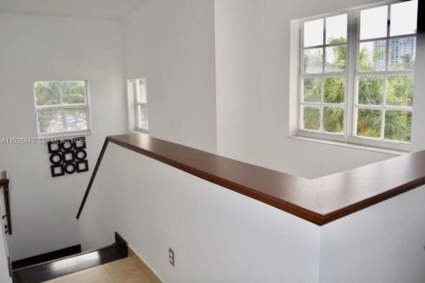 Купить кондоминиум в Авентура, Флорида 1 спальня, 96.25м2, № 1986934 - фото 4