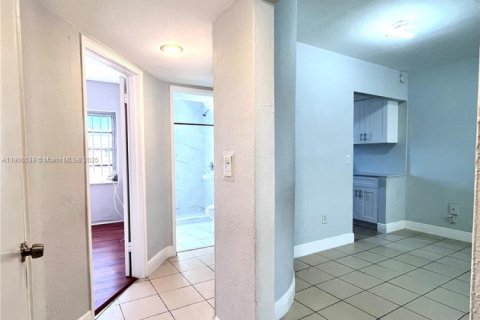 Appartement à louer à Miami, Floride: 2 chambres, 67.35 m2 № 1957144 - photo 11