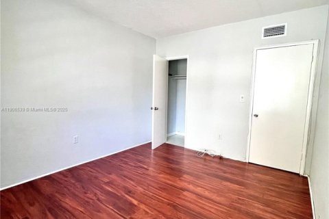 Appartement à louer à Miami, Floride: 2 chambres, 67.35 m2 № 1957144 - photo 10