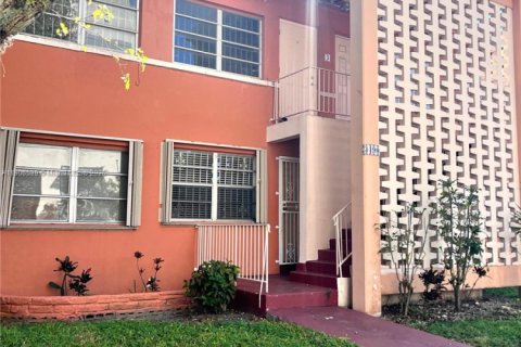 Appartement à louer à Miami, Floride: 2 chambres, 67.35 m2 № 1957144 - photo 16