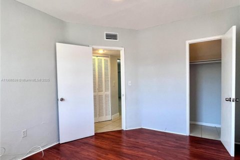 Appartement à louer à Miami, Floride: 2 chambres, 67.35 m2 № 1957144 - photo 13