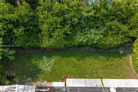Land in Bay Harbor Islands, Florida № 1890348 - photo 10