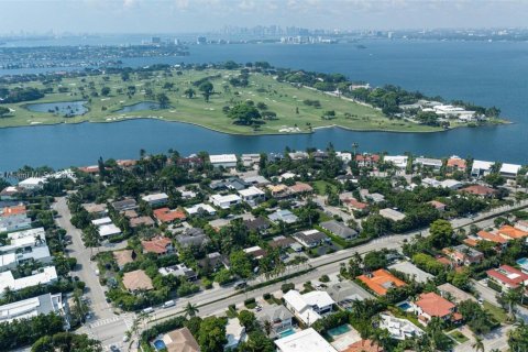 Land in Bay Harbor Islands, Florida № 1890348 - photo 21