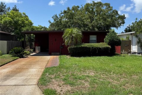 Casa en venta en Saint Petersburg, Florida, 2 dormitorios, 76.37 m2 № 1775397 - foto 1