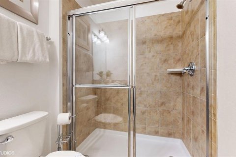 Купить таунхаус в Киссимми, Флорида 8 комнат, 210.24м2, № 1807206 - фото 26