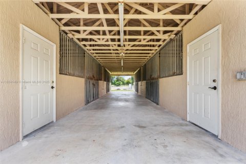 House in Homestead, Florida 3 bedrooms, 197.51 sq.m. № 1819834 - photo 18