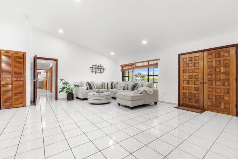 House in Homestead, Florida 3 bedrooms, 197.51 sq.m. № 1819834 - photo 10
