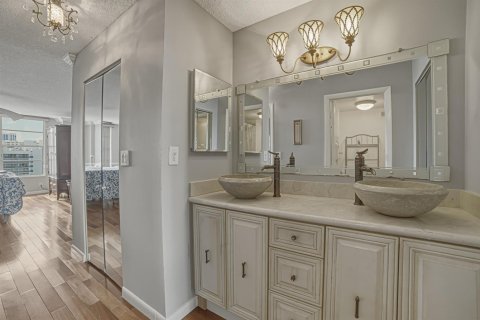 Immobilier commercial à louer à Hollywood, Floride: 1 chambre, 144.28 m2 № 2407326 - photo 26