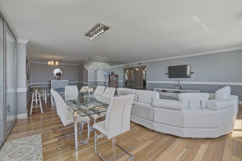 Immobilier commercial à louer à Hollywood, Floride: 1 chambre, 144.28 m2 № 2407326 - photo 10