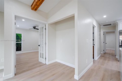 Villa ou maison à vendre à Fort Myers, Floride: 3 chambres, 108.97 m2 № 1731602 - photo 10