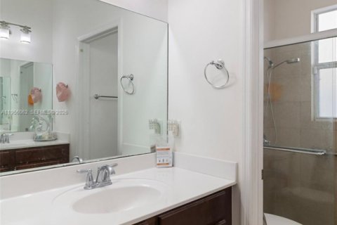 House in Homestead, Florida 4 bedrooms, 174.38 sq.m. № 2010798 - photo 4