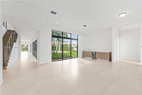 Villa ou maison à louer à Weston, Floride: 5 chambres, 491.73 m2 № 2002076 - photo 24