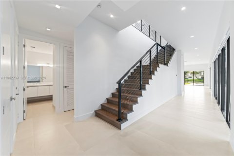 Villa ou maison à louer à Weston, Floride: 5 chambres, 491.73 m2 № 2002076 - photo 29