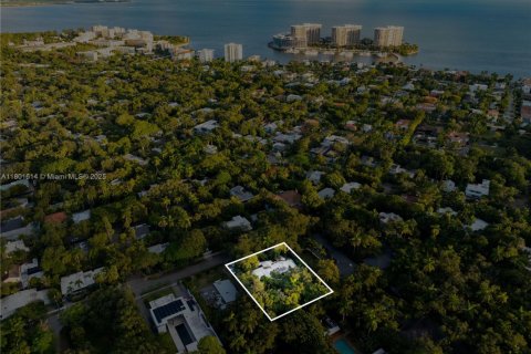 Terreno en venta en Miami, Florida № 1862146 - foto 7