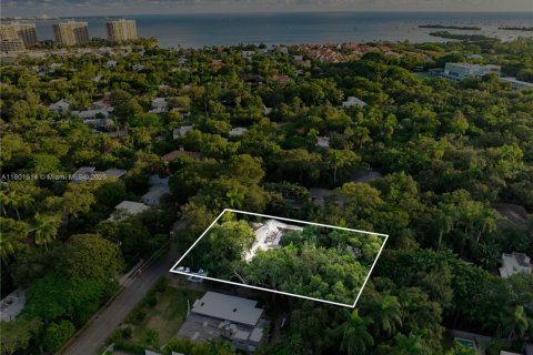 Terreno en venta en Miami, Florida № 1862146 - foto 8