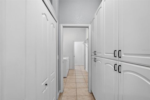 Купить виллу или дом в Аркадия, Флорида 14 комнат, 279.73м2, № 2409986 - фото 23