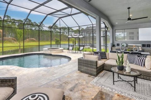House in Ormond Beach, Florida 3 bedrooms, 247.58 sq.m. № 2151693 - photo 19
