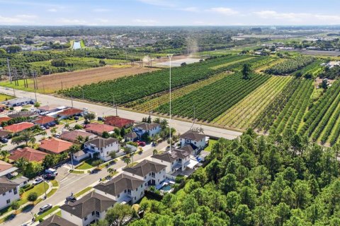 Villa ou maison à vendre à Miami, Floride: 5 chambres, 255.11 m2 № 2027617 - photo 23