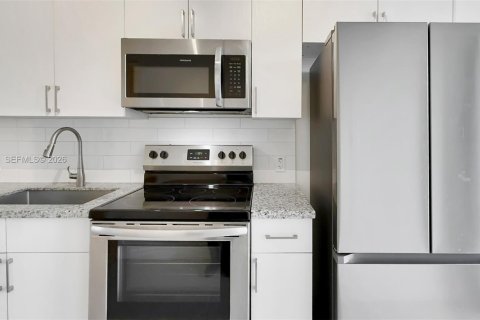 Condo in Miami, Florida № 2086469 - photo 7