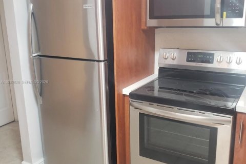 Снять в аренду кондоминиум в Хайалиа, Флорида 2 спальни, 96.15м2, № 2002494 - фото 4