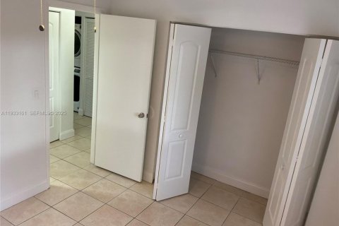 Condominio en alquiler en Greenacres, Florida, 3 dormitorios, 100.15 m2 № 1992172 - foto 7