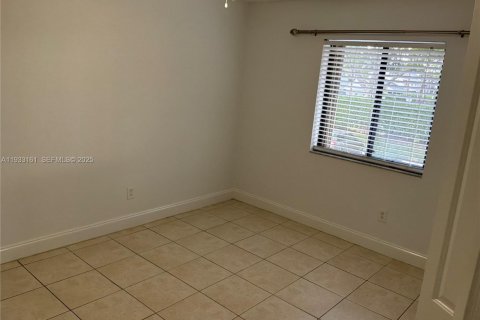 Condominio en alquiler en Greenacres, Florida, 3 dormitorios, 100.15 m2 № 1992172 - foto 11