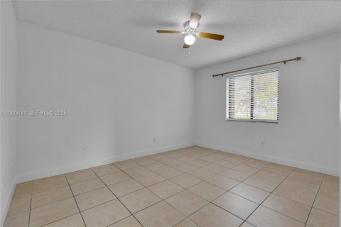 Condominio en alquiler en Greenacres, Florida, 3 dormitorios, 100.15 m2 № 1992172 - foto 27