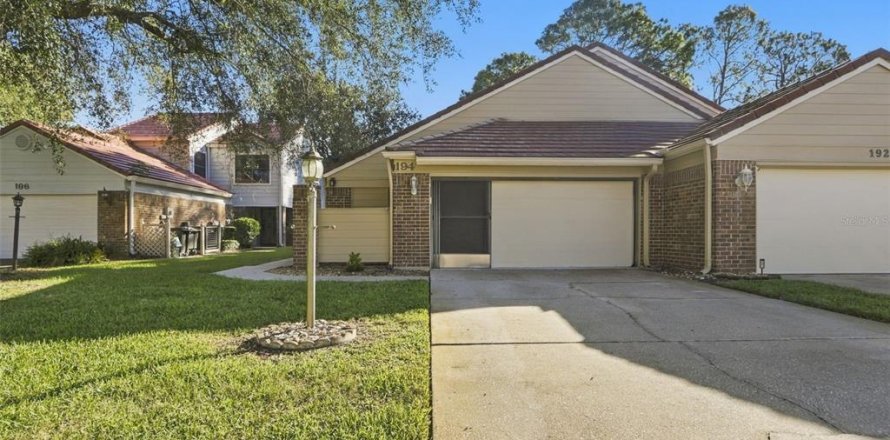 House in Daytona Beach, Florida 2 bedrooms, 135.08 sq.m. № 2419705