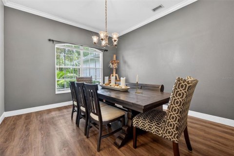 House in Tampa, Florida 4 bedrooms, 268.77 sq.m. № 2157451 - photo 17