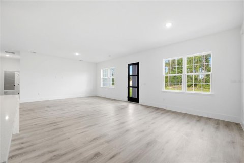House in Ocala, Florida 4 bedrooms, 186.55 sq.m. № 2151894 - photo 7