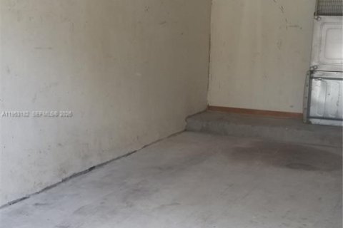 Townhouse in Sunrise, Florida 3 bedrooms, 112.6 sq.m. № 2007528 - photo 20