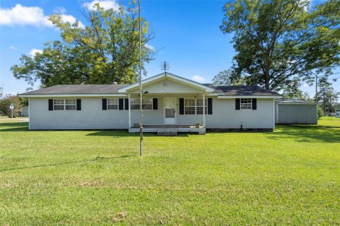 House in Graceville, Florida 3 bedrooms, 132.2 sq.m. № 1910615 - photo 1