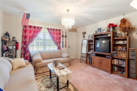 House in Graceville, Florida 3 bedrooms, 132.2 sq.m. № 1910615 - photo 5