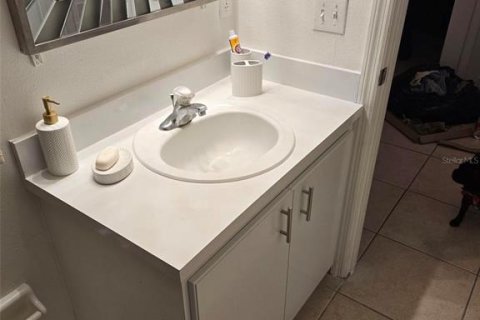 Apartamento en alquiler en Kissimmee, Florida, 3 dormitorios, 120.77 m2 № 1903437 - foto 4