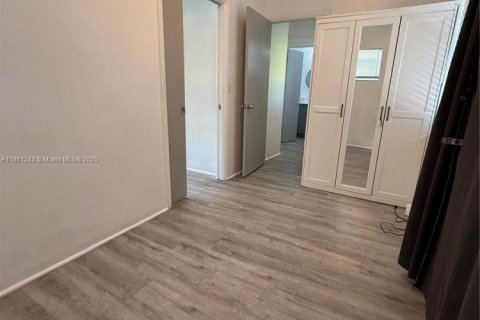 Appartement à louer à Miami Beach, Floride: 3 chambres, 105.91 m2 № 1892242 - photo 15