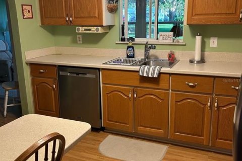 House in Summerfield, Florida 2 bedrooms, 120.4 sq.m. № 1903895 - photo 3
