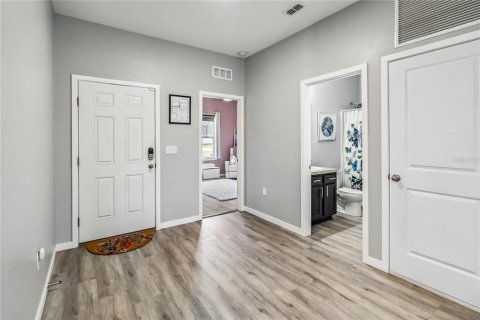 Casa en venta en Groveland, Florida, 4 dormitorios, 169.55 m2 № 1767387 - foto 5