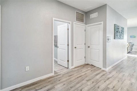 Casa en venta en Groveland, Florida, 4 dormitorios, 169.55 m2 № 1767387 - foto 6