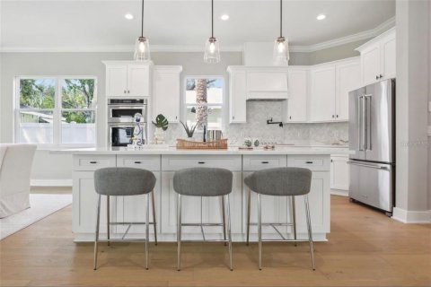House in Tampa, Florida 4 bedrooms, 293.76 sq.m. № 2109837 - photo 7