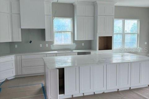 House in Tampa, Florida 4 bedrooms, 293.76 sq.m. № 2109837 - photo 15