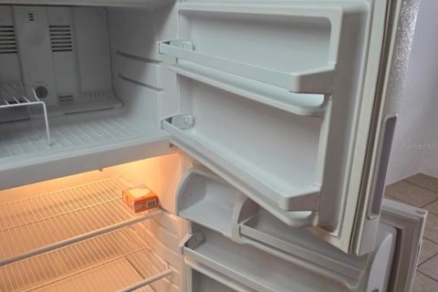 Снять в аренду квартиру в Дейтона-Бич, Флорида 4 комнаты, 83.61м2, № 1901664 - фото 10