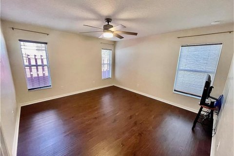 Casa en alquiler en Groveland, Florida, 3 dormitorios, 152.17 m2 № 1902266 - foto 10